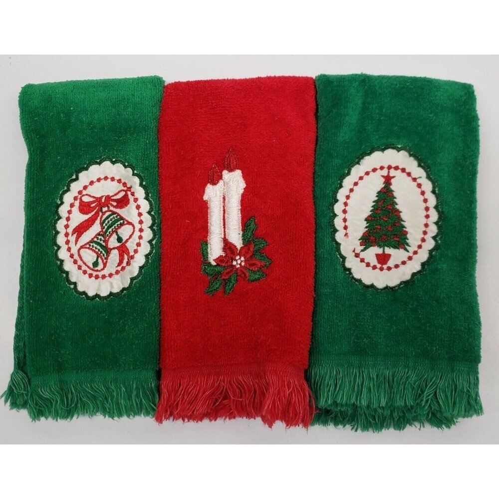 Fieldcrest Christmas Hand Towels Ornaments Candles Tree Green Red 18 x 10 Inch